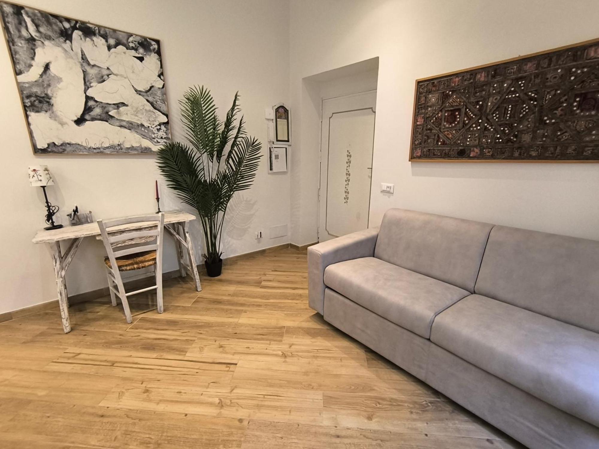 Casa Vaticano Apartment